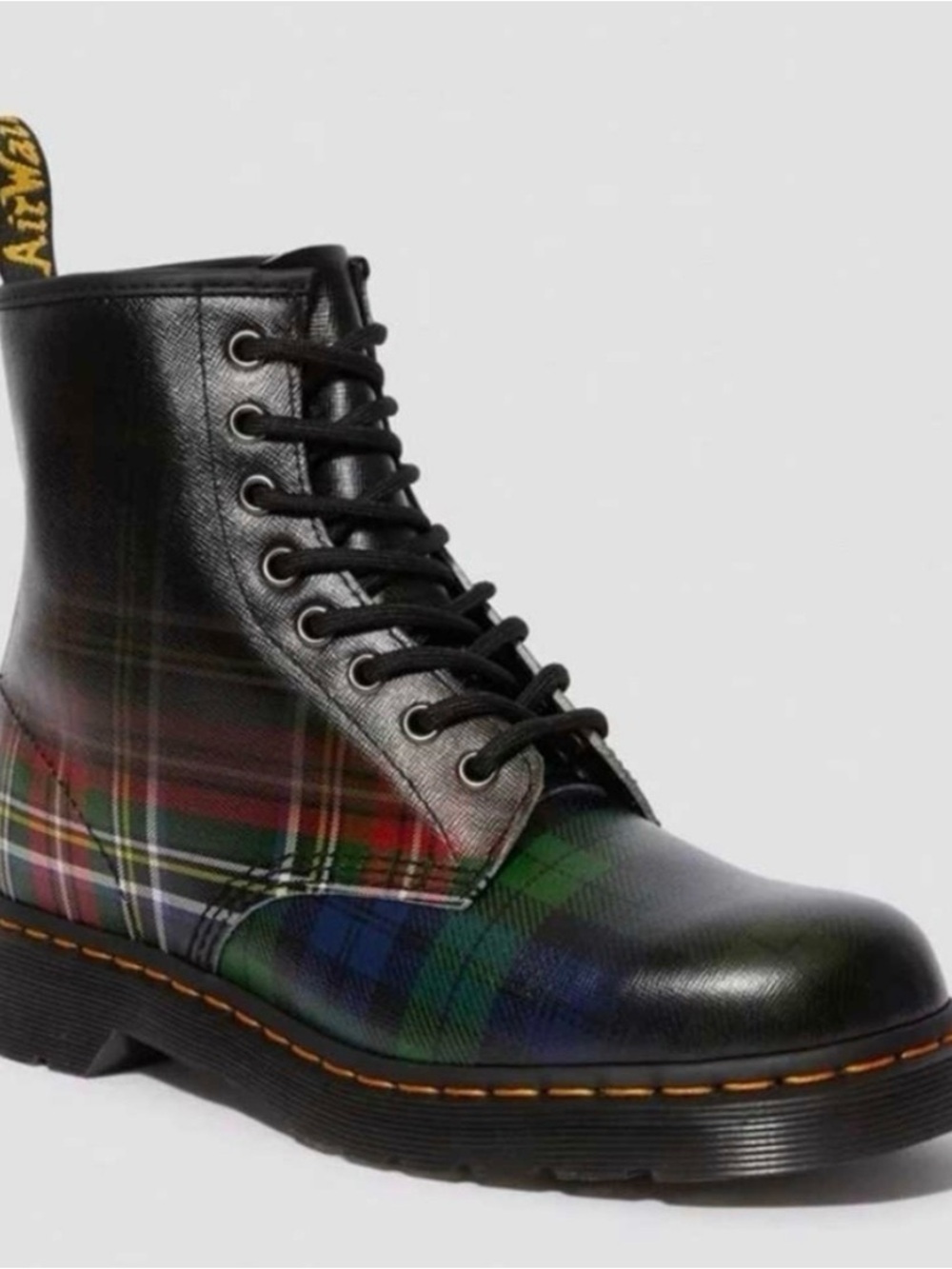 NIB sold out 1460 Dr. Martens Tartan Plaid Leather Boots with Multicolor